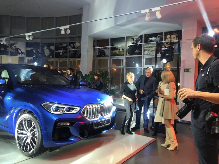 Презентация обновленной модели BMW X6